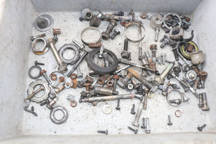 photo de SCREWS BAG HONDA CBR F SC21 1000 (1986 - 1992) - Component detail