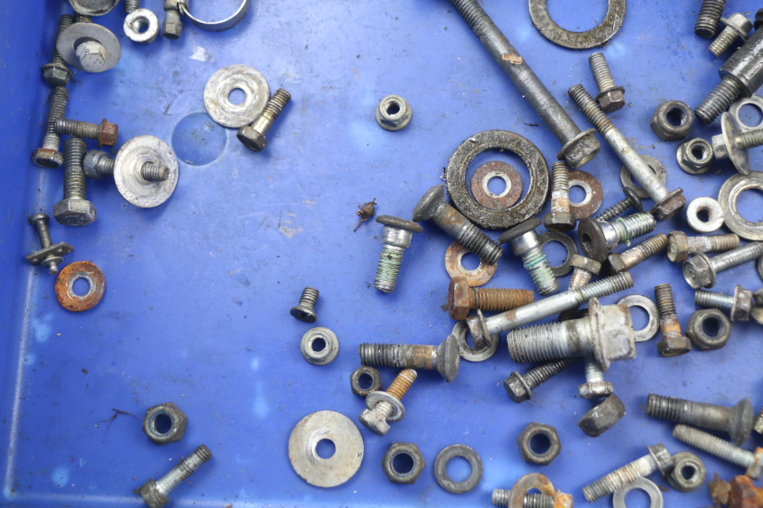 photo de SCREWS BAG HONDA CR 125 (2000 - 2001) - Zoom on usage condition