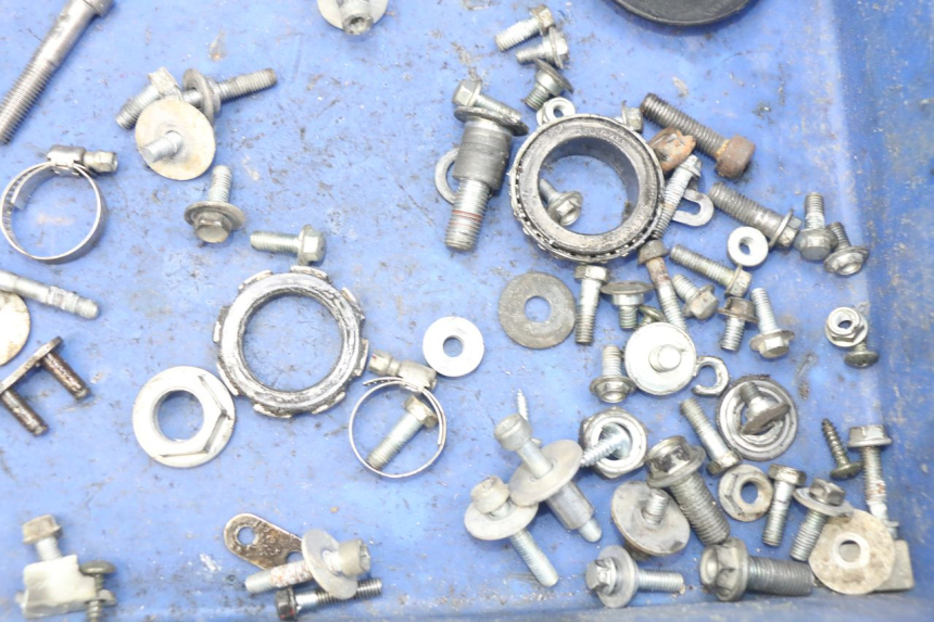 photo de SCREW BAG HONDA CRF CR-F 450 (2005 - 2008) - Zoom on usage condition