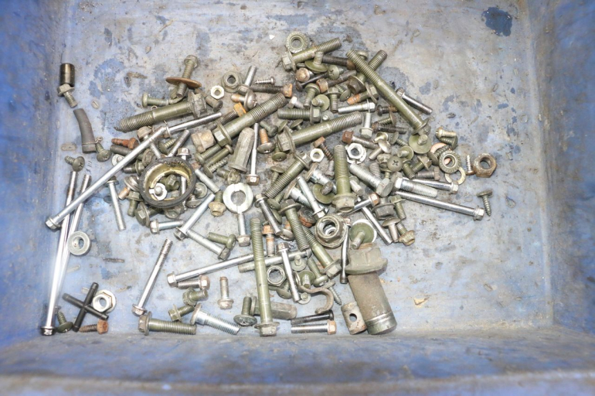 photo de SCREWS BAG DAELIM BESBI 125 (2007 - 2008) - Main view