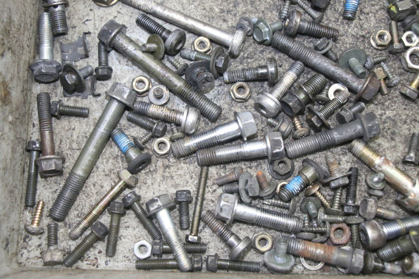 photo de SCREW FASTENER BAG KYMCO DINK STREET 125 (2009 - 2014) - Alternative perspective