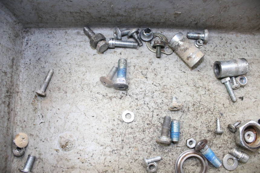 photo de SCREW FASTENER BAG CCR DIRT BIKE 125 - Technical close-up