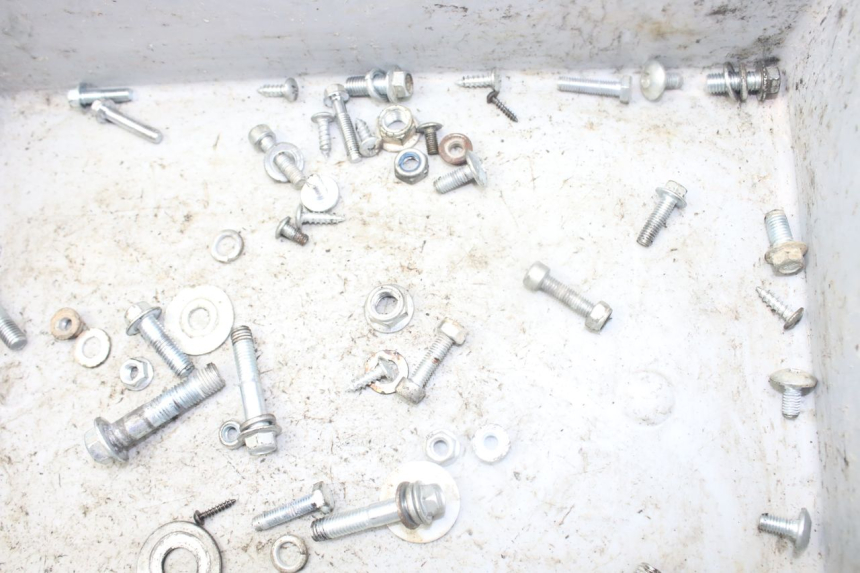 photo de SCREW FASTENER BAG CCR DIRT BIKE 125 - Technical close-up