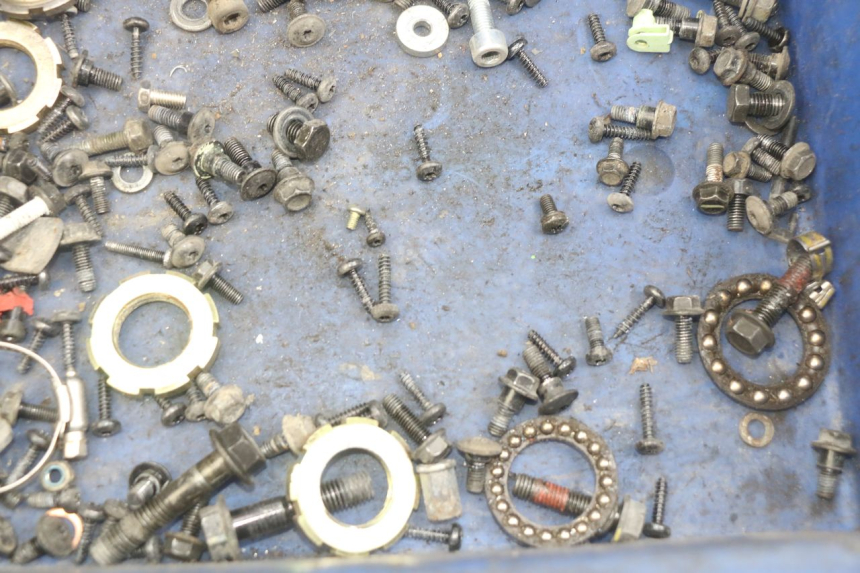 photo de SCREW FASTENER BAG PEUGEOT DJANGO 4T 50 (2014 - 2019) - Zoom on usage condition