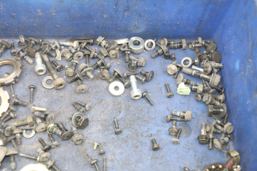 photo de SCREW FASTENER BAG PEUGEOT DJANGO 4T 50 (2014 - 2019) - Alternative perspective