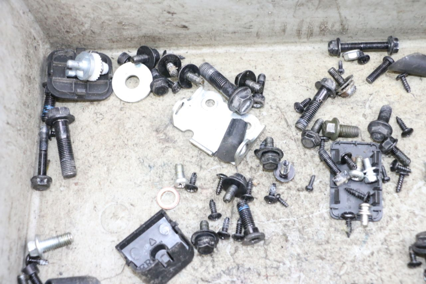 photo de SCREWS BAG SEGWAY NINEBOT E125S 1 (2022 - 2026) - Zoom on usage condition