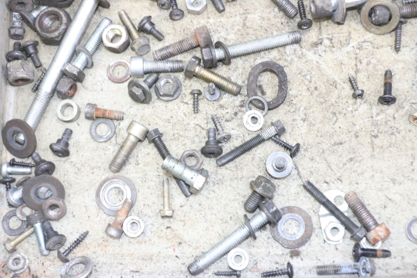 photo de SCREWS BAG PEUGEOT ELYSTAR 125 (2002 - 2007) - Alternative perspective