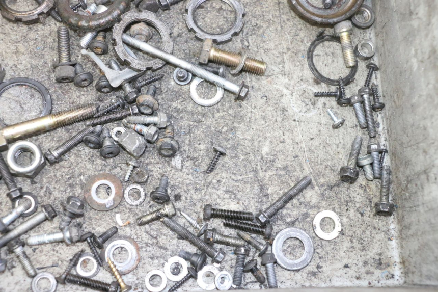 photo de SCREW FASTENER BAG PEUGEOT ELYSTAR 50 (2002 - 2014) - Alternative perspective