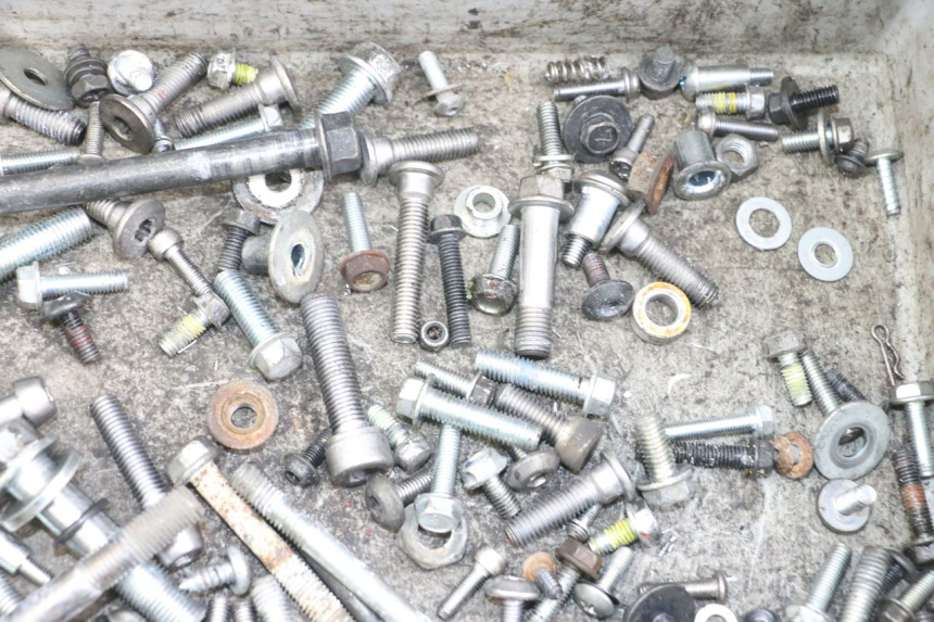 photo de SCREWS BAG KAWASAKI ER-6 ER6 N 650 (2012 - 2016) - Technical close-up