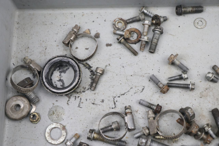 photo de SCREWS BAG KTM EXC-F EXC F 250 (2005 - 2007) - Alternative perspective