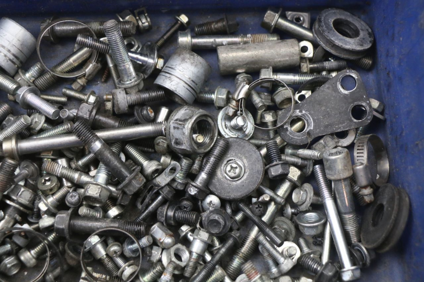 photo de SCREWS BAG HONDA FJS SILVER WING SILVERWING 400 (2005 - 2008) - Zoom on usage condition