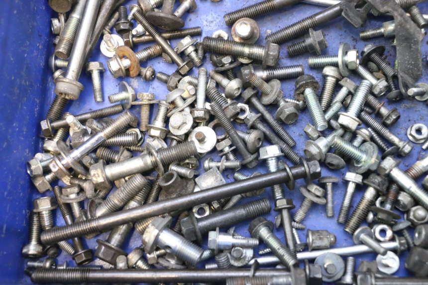 photo de SCREWS BAG HONDA FJS SILVER WING SILVERWING 400 (2005 - 2008) - Technical close-up