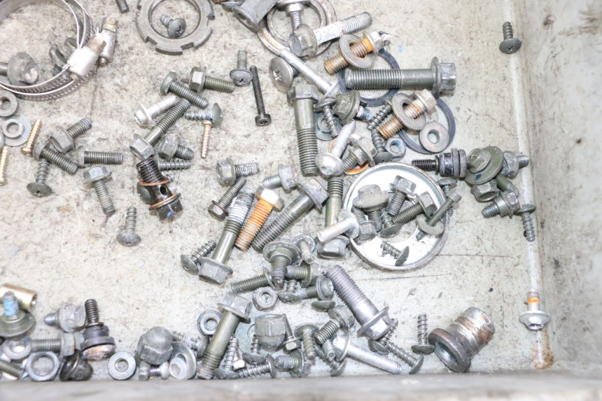 photo de SCREWS BAG MBK FLAME X 125 (2007 - 2016) - Technical close-up