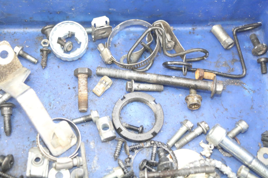 photo de SCREW FASTENER BAG PIAGGIO FLY 4T 50 (2013 - 2017) - Alternative perspective