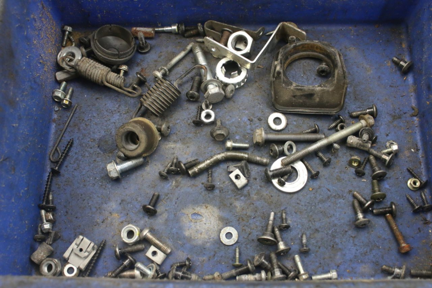 photo de SCREW FASTENER BAG PIAGGIO FLY 4T 50 (2013 - 2017) - Main view