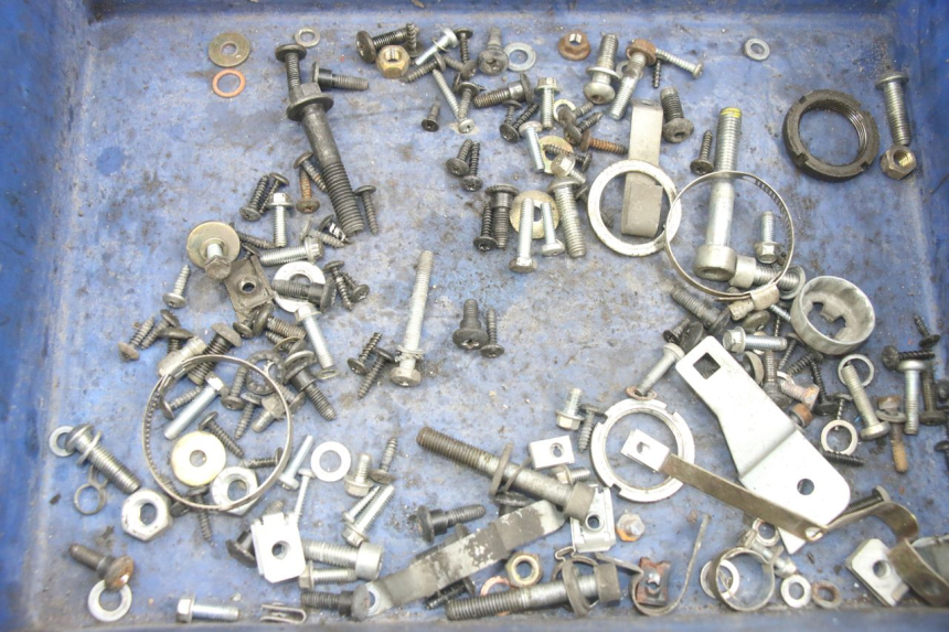 photo de SCREW FASTENER BAG PIAGGIO FLY 125 (2005 - 2012) - Component detail