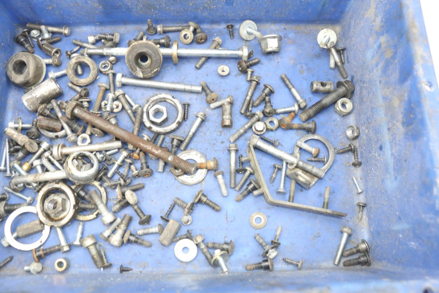 photo de SCREW FASTENER BAG PIAGGIO FLY 100 (2006 - 2010) - Component detail