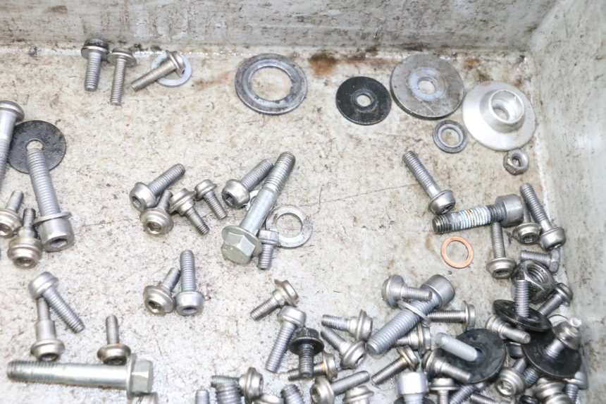 photo de SCREWS BAG BMW G310 R 310 (2016 - 2020) - Alternative perspective