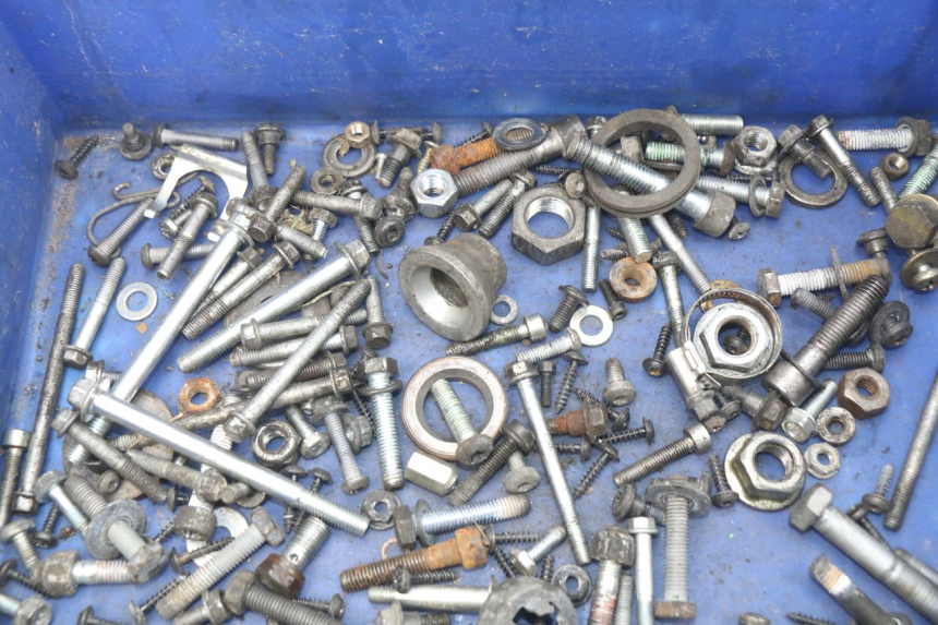 photo de SCREW FASTENER BAG PEUGEOT GEOPOLIS 400 (2007 - 2013) - Zoom on usage condition