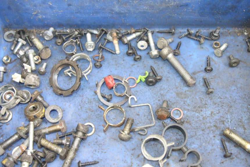 photo de SCREWS BAG PEUGEOT GEOPOLIS RS 125 (2007 - 2009) - Alternative perspective