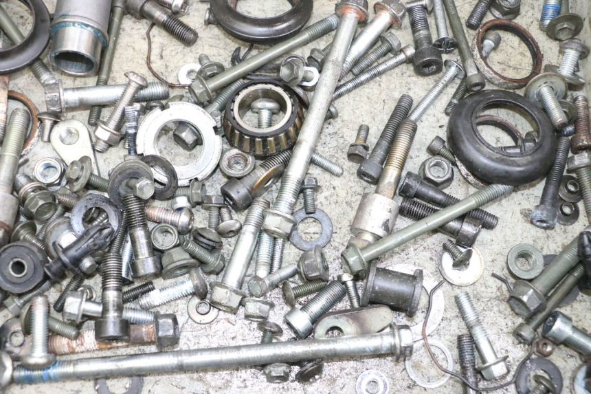 photo de SCREWS BAG SUZUKI GSF N BANDIT 600 (1996 - 1999) - Component detail