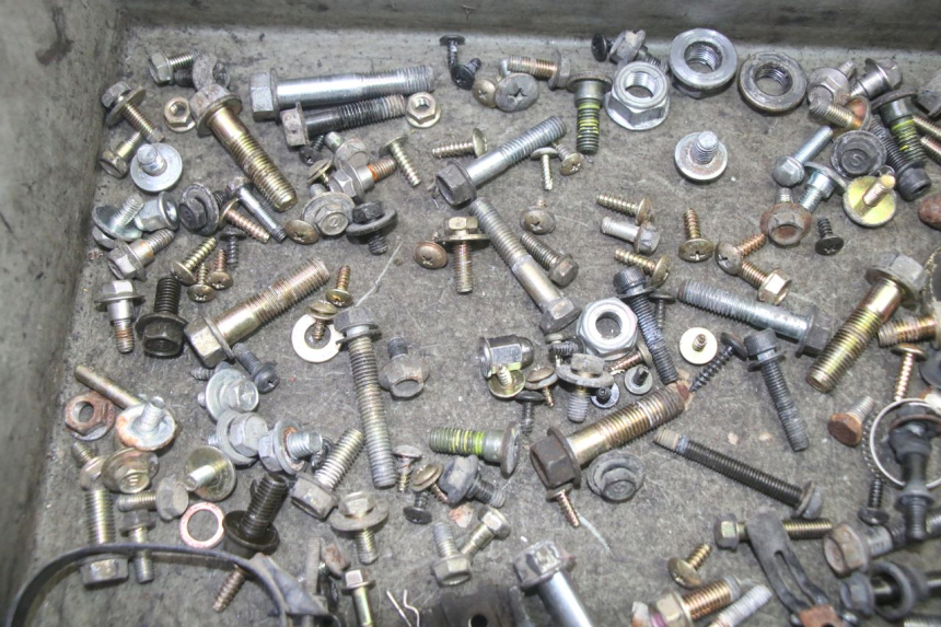 photo de SCREWS BAG SYM GTS EVO 125 (2009 - 2013) - Component detail