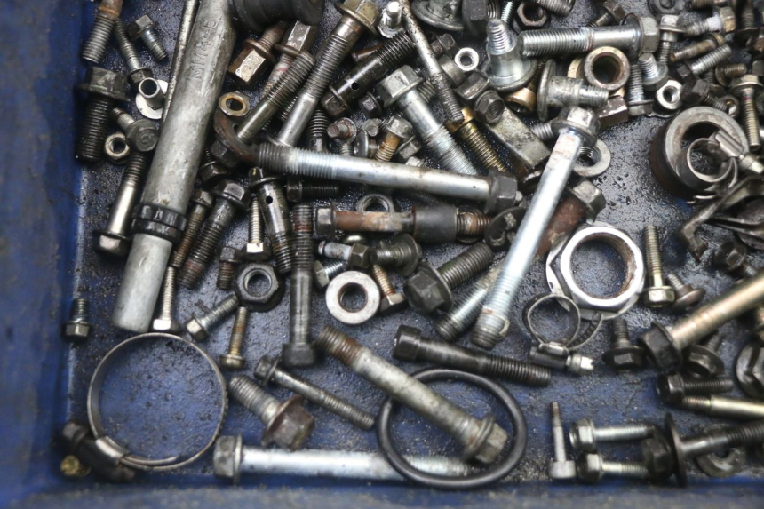 photo de SCREWS BAG HONDA CBR F 1000 (1993 - 1996) - Alternative perspective