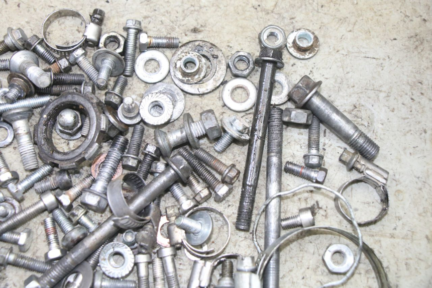 photo de SCREWS BAG HONDA CR 85 (2003 - 2007) - Zoom on usage condition