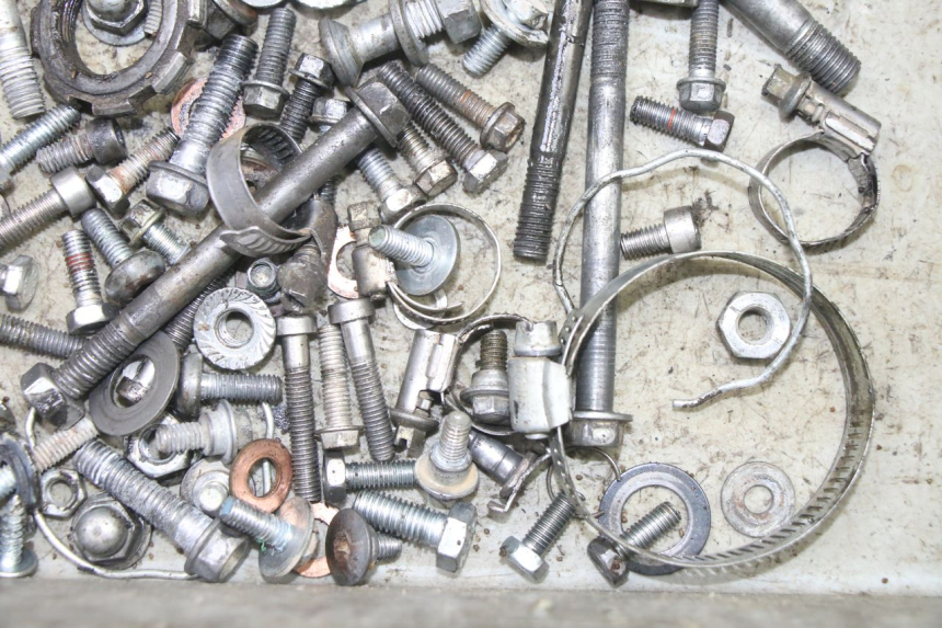 photo de SCREWS BAG HONDA CR 85 (2003 - 2007) - Technical close-up