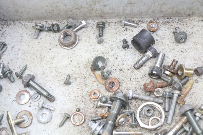 photo de SCREW FASTENER BAG KEEWAY HURRICANE 50 (2006 - 2019) - Technical close-up