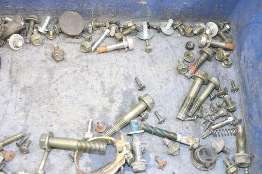 photo de SCREW FASTENER BAG SYM JET 14 4T 50 (2018 - 2022) - Zoom on usage condition