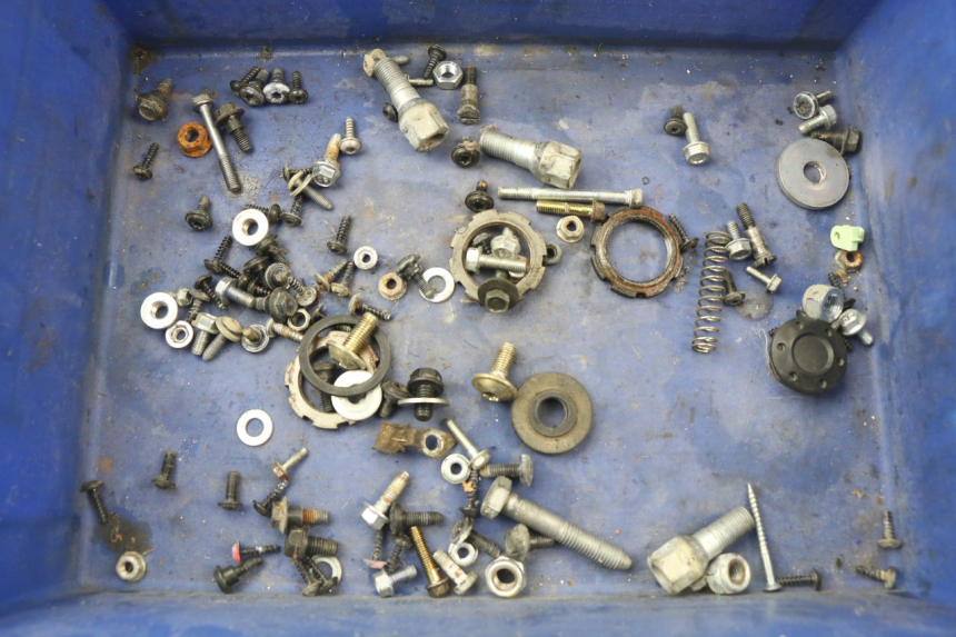 photo de SCREWS BAG PEUGEOT JET FORCE CARBU 50 (2003 - 2016) - Main view