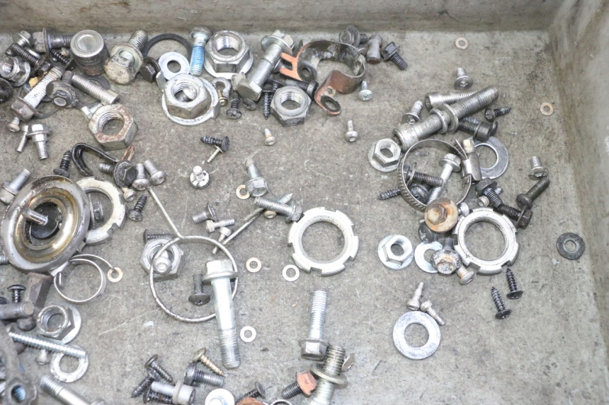 photo de SCREWS BAG YAMAHA JOG R 50 (2004 - 2014) - Component detail