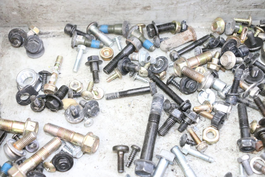 photo de SCREWS BAG SYM JOYMAX 125 (2010 - 2017) - Zoom on usage condition