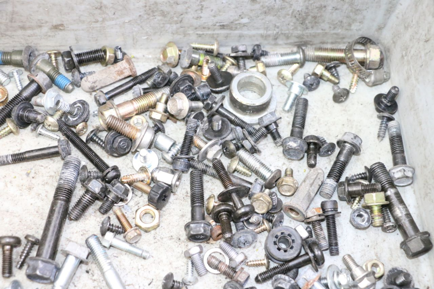 photo de SCREWS BAG SYM JOYMAX 125 (2010 - 2017) - Technical close-up