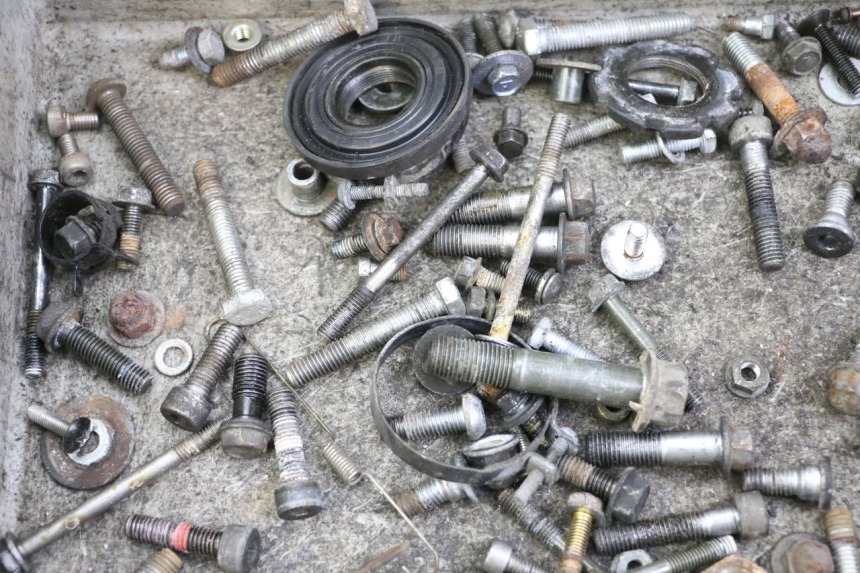 photo de SCREW FASTENER BAG KAWASAKI ZR7 ZR-7 S 750 (1999 - 2004) - Component detail