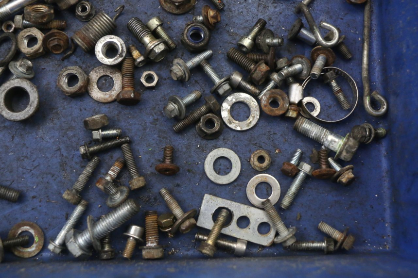 photo de SCREWS BAG KAWASAKI KDX 125 (1990 - 1991) - Technical close-up