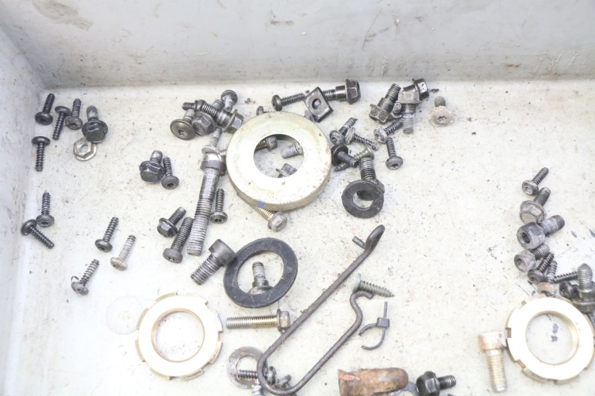 photo de SCREW BAG PEUGEOT KISBEE 2T 50 (2010 - 2017) - Alternative perspective