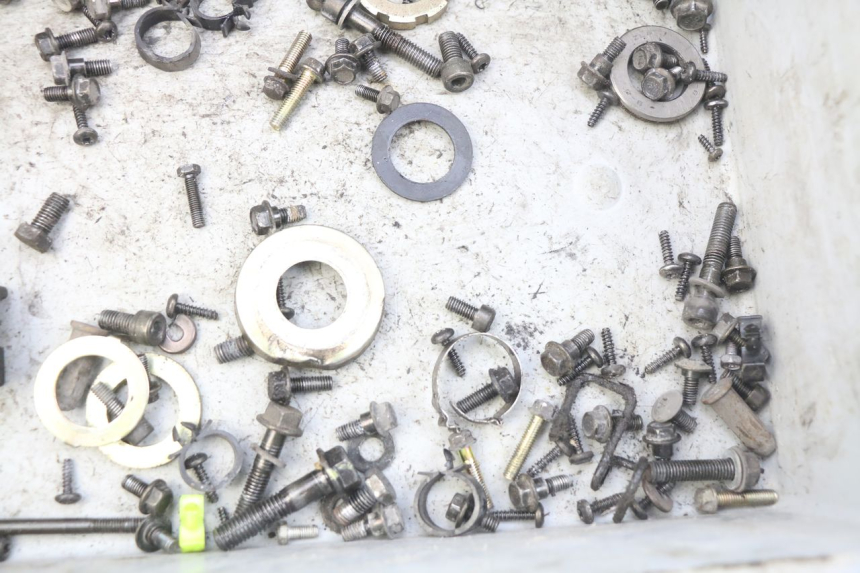 photo de SCREW BAG PEUGEOT KISBEE 2T 50 (2010 - 2017) - Zoom on usage condition