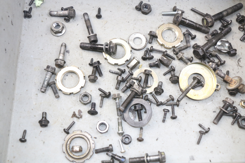 photo de SCREW FASTENER BAG PEUGEOT KISBEE 4T 50 (2018 - 2022) - Alternative perspective