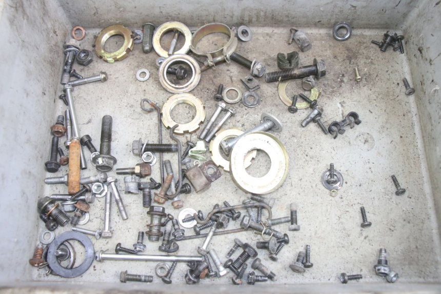 photo de SCREW FASTENER BAG PEUGEOT KISBEE 4T 50 (2010 - 2017) - Main view