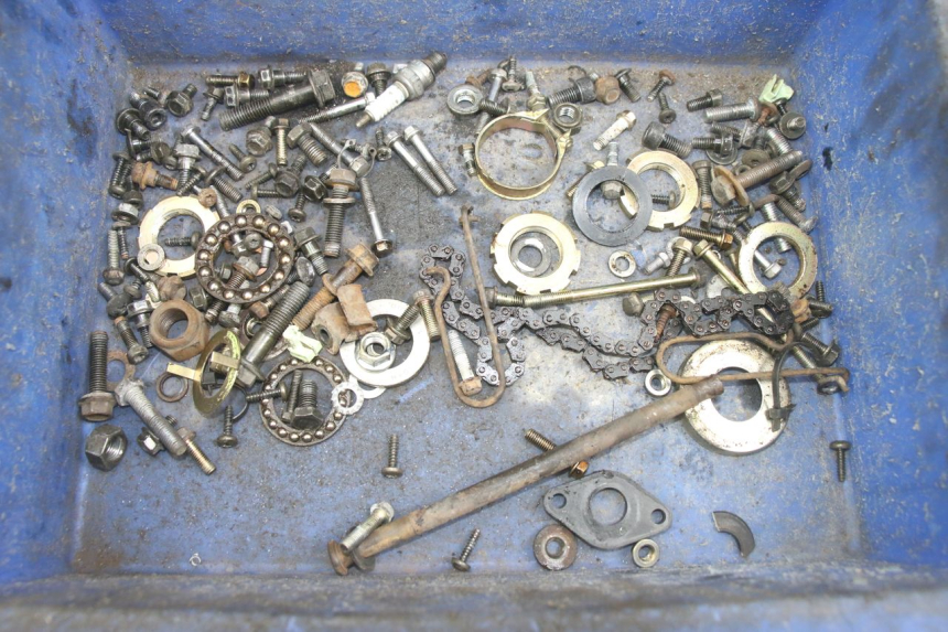 photo de SCREW FASTENER BAG PEUGEOT KISBEE 4T 50 (2010 - 2017) - Main view