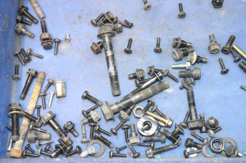 photo de SCREWS BAG PEUGEOT KISBEE 4T 50 (2023 - 2026) - Alternative perspective
