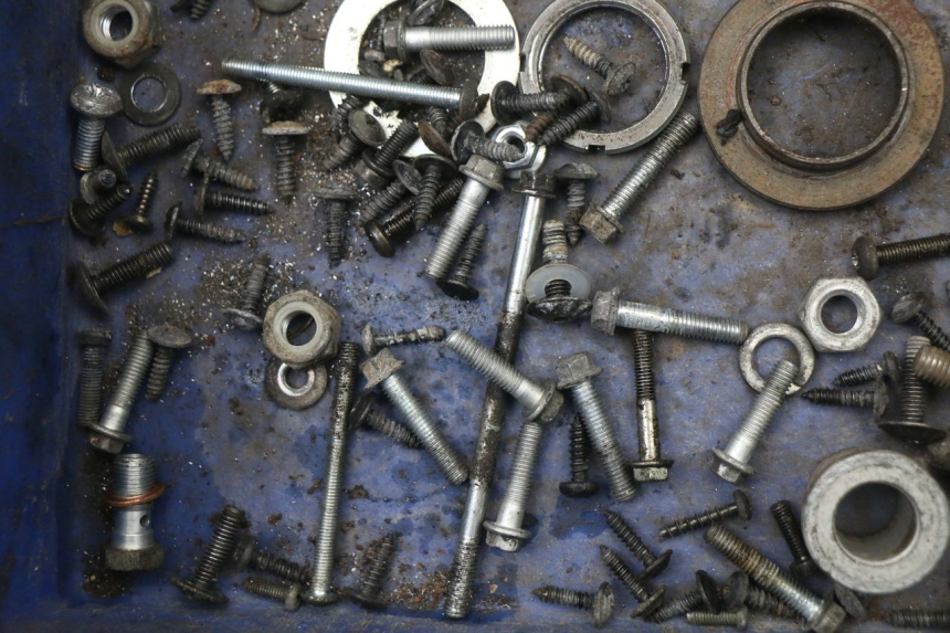 photo de SCREWS BAG RENAULT KOURANOS 125 (2001 - 2004) - Alternative perspective