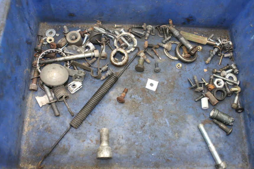 photo de SCREW FASTENER BAG PIAGGIO LIBERTY 4T 50 (2004 - 2008) - Main view