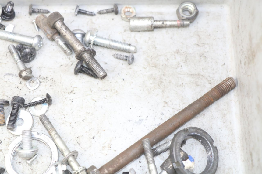 photo de SCREW FASTENER BAG PIAGGIO LIBERTY IGET 4T 50 (2015 - 2020) - Alternative perspective