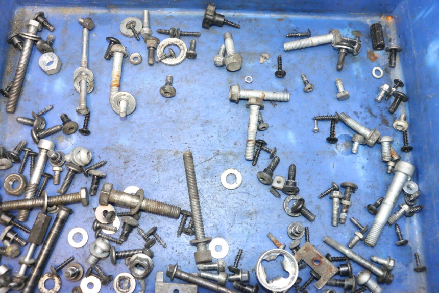 photo de SCREWS BAG PIAGGIO LIBERTY IGET 4T 50 (2021 - 2025) - Product overview