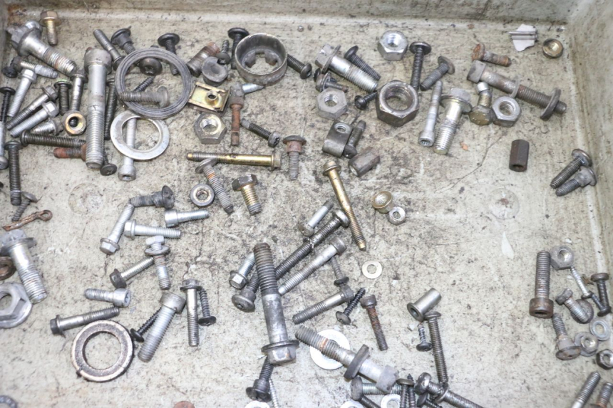 photo de SCREWS BAG PIAGGIO LIBERTY 125 (1998 - 2008) - Component detail