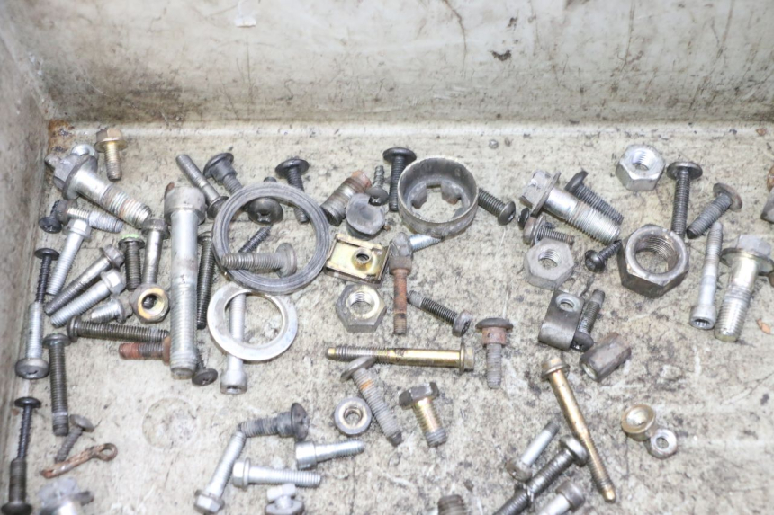 photo de SCREWS BAG PIAGGIO LIBERTY 125 (1998 - 2008) - Zoom on usage condition