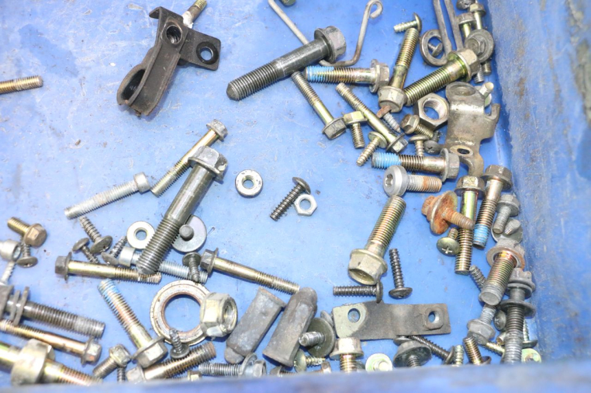 photo de SCREW FASTENER BAG KYMCO LIKE 125 (2009 - 2016) - Alternative perspective